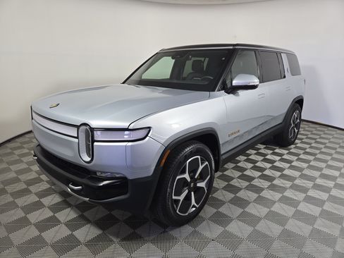 Used 2024 Rivian R1S Adventure AWD/4WD image 1