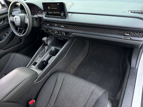 Used 2024 Honda Accord EX image 24