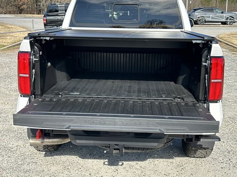 Used 2025 Toyota Tacoma TRD Off-Road w/ TRD Off Road Premium Package image 18