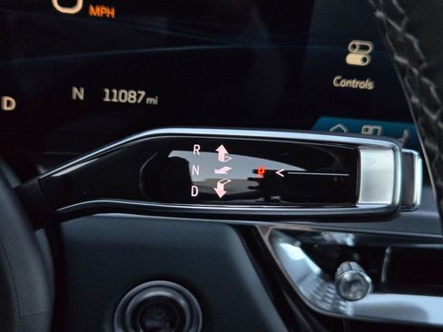 Certified 2024 Cadillac Lyriq Luxury w/ Nappa Leather Package image 24