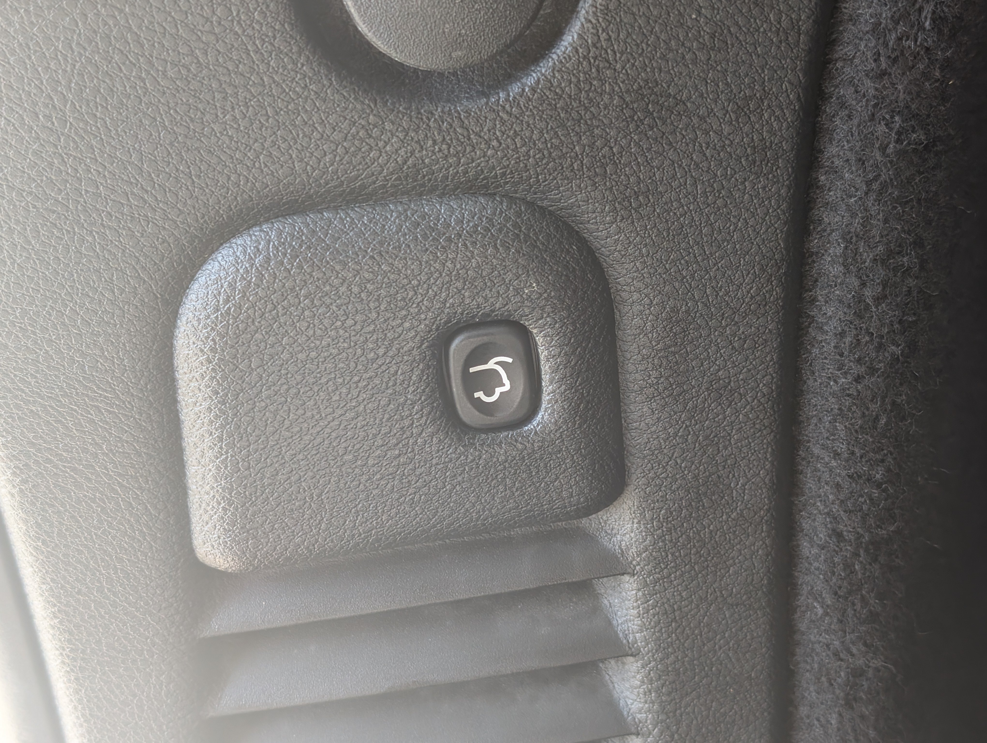Used 2020 Dodge Durango R/T AWD/4WD image 17