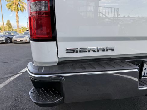 Used 2018 GMC Sierra 1500 SLE w/ SLE Value Package image 22