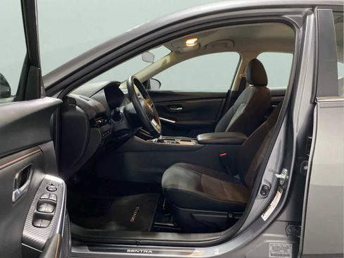 Used 2024 Nissan Sentra SR image 11