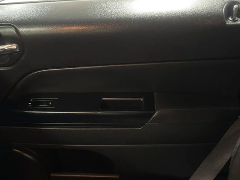 Used 2015 Jeep Patriot Sport w/ Power Value Group FWD image 16