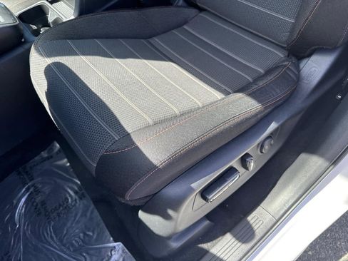 Used 2025 Honda CR-V Sport image 17