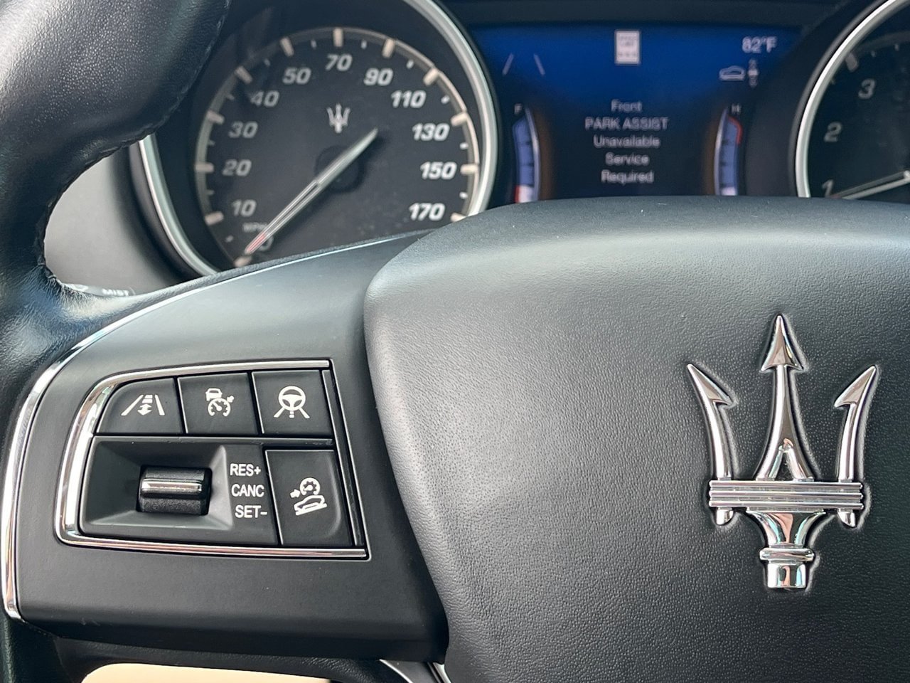 Used 2019 Maserati Levante GranLusso AWD/4WD image 19