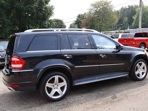 Used 2011 Mercedes-Benz GL 550 4MATIC image 10