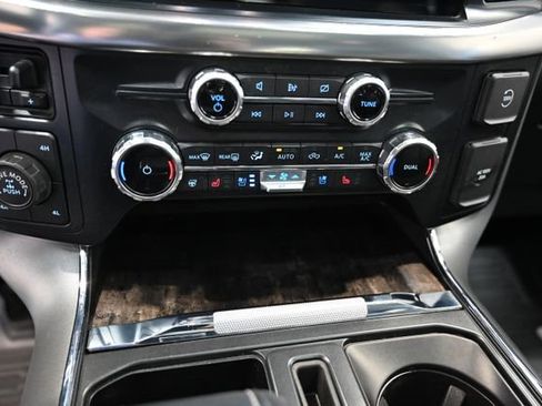 Used 2022 Ford F150 Lariat w/ Equipment Group 502A High image 20