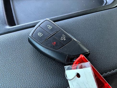 Used 2025 GMC Sierra 1500 Pro w/ Pro Value Package image 32