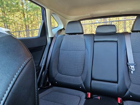 Used 2021 Kia Seltos S image 24