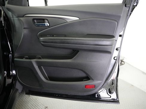 Used 2021 Honda Pilot EX-L image 57