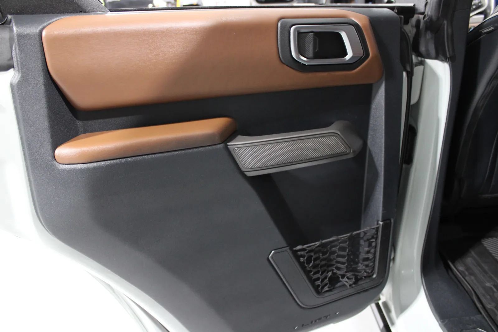 Used 2022 Ford Bronco Outer Banks AWD/4WD image 10