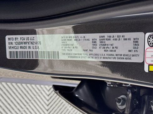 New 2026 RAM 1500 4x4 Crew Cab image 30