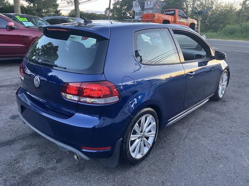 Used 2011 Volkswagen GTI 2-Door FWD image 8