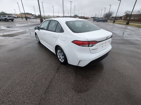 Certified 2024 Toyota Corolla LE image 5