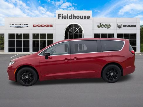 Used 2024 Chrysler Pacifica Touring-L FWD image 14