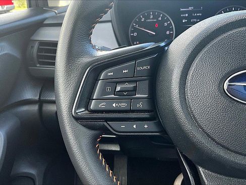 Used 2024 Subaru Crosstrek 2.5i Limited w/ Crosstrek Mirror Package image 14