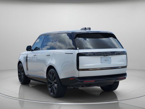 Certified 2025 Land Rover Range Rover SV AWD/4WD image 3