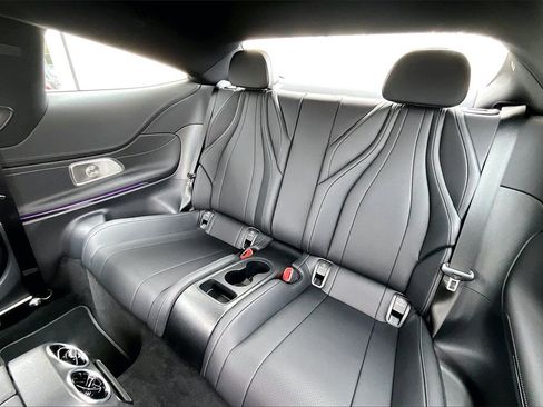 Used 2026 Mercedes-Benz CLE 300 4MATIC Coupe image 28