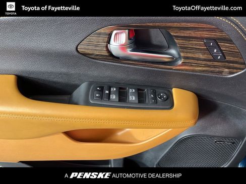 Used 2022 Chrysler Pacifica Pinnacle AWD/4WD image 33