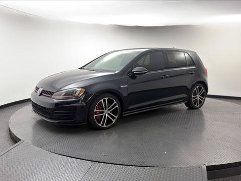 Used 2017 Volkswagen GTI SE FWD image 2