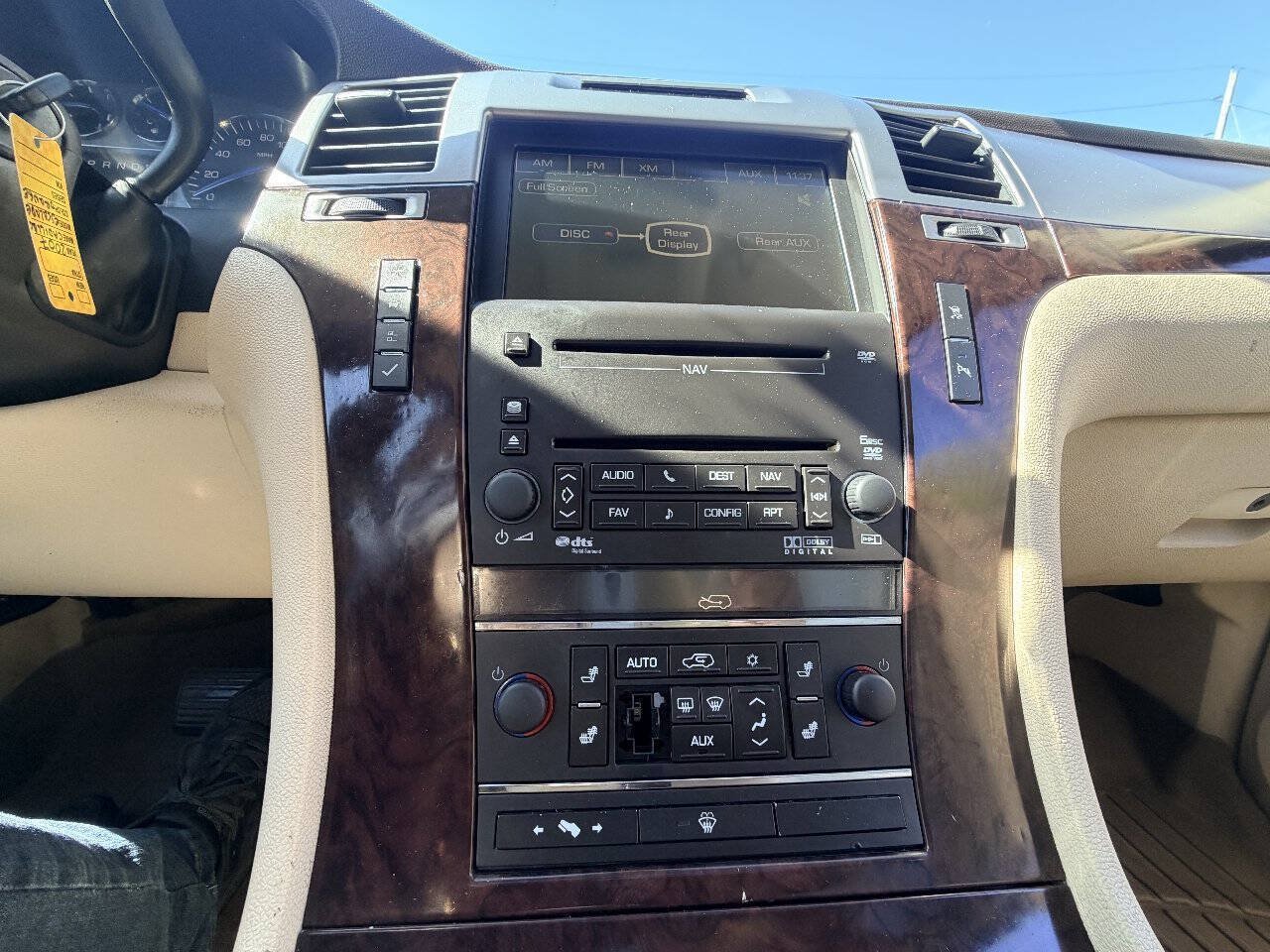 Used 2007 Cadillac Escalade 2WD w/ Information Package image 11