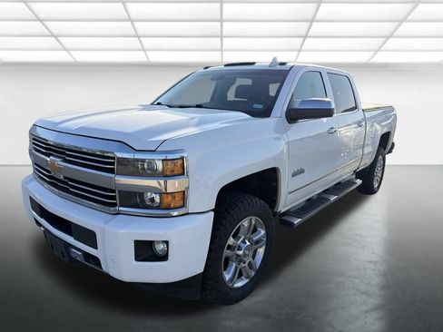 Used 2016 Chevrolet Silverado 2500 High Country w/ High Country Premium Package AWD/4WD image 5