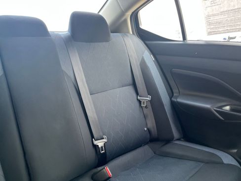 Used 2023 Nissan Versa SV image 34