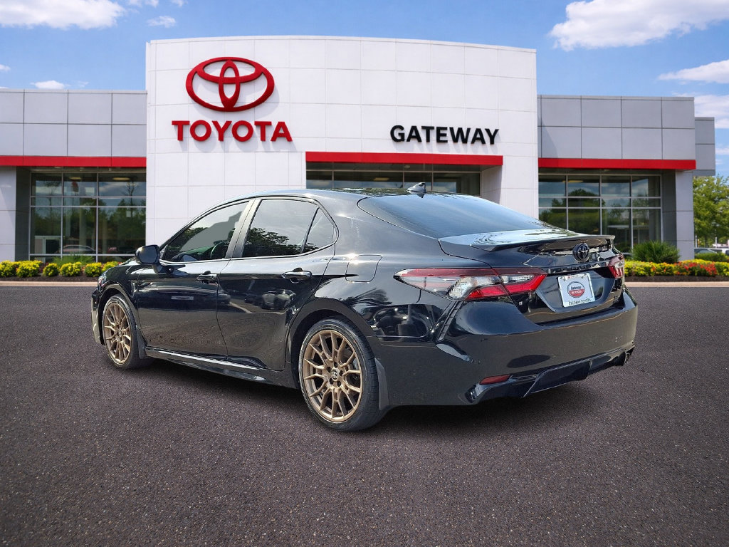 Used 2024 Toyota Camry SE AWD/4WD image 6