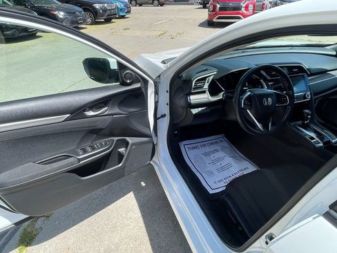 Used 2019 Honda Civic EX image 10