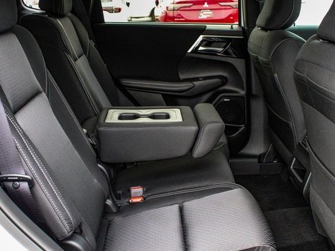 New 2026 Mitsubishi Outlander ES AWD/4WD image 39