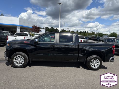 Used 2020 Chevrolet Silverado 1500 LT w/ All-Star Edition AWD/4WD image 2