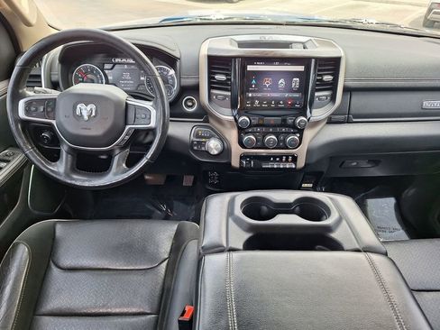Used 2019 RAM 1500 Laramie AWD/4WD image 14