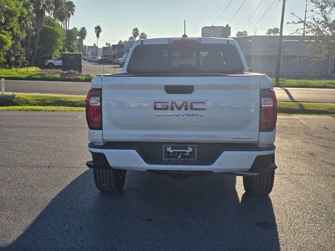 New 2026 GMC Canyon Elevation w/ Convenience Package image 6