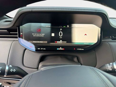 Used 2025 Land Rover Range Rover Long Wheelbase SE image 10