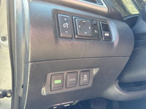 Used 2017 Nissan Sentra S FWD image 17