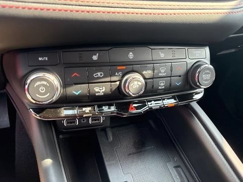 Used 2024 Dodge Durango R/T w/ Blacktop Package AWD/4WD image 21