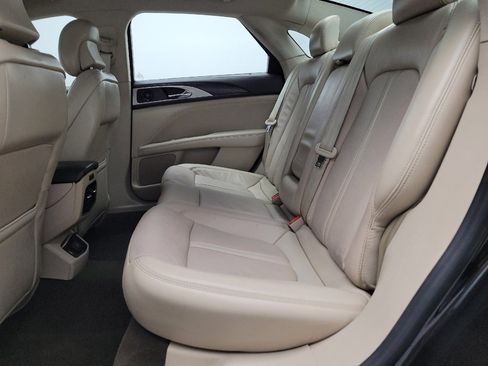 Used 2019 Lincoln MKZ Reserve image 18