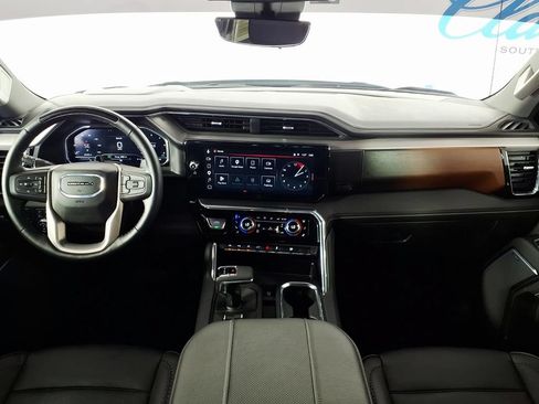 Used 2024 GMC Sierra 1500 Denali RWD image 10