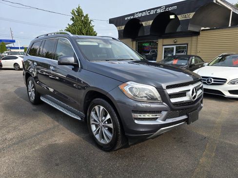 Used 2016 Mercedes-Benz GL 450 4MATIC w/ Premium I Package image 1