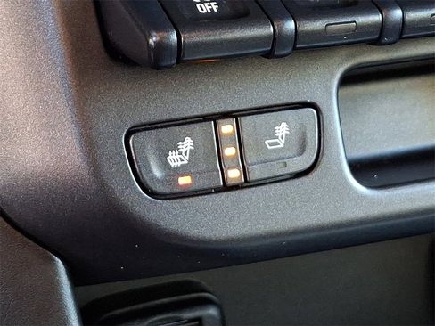 Used 2022 Chevrolet Colorado ZR2 w/ Colorado ZR2 Bison Edition image 27