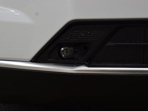 New 2026 Chevrolet Suburban High Country image 14