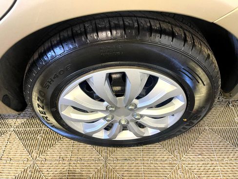 Used 2007 Kia Rio LX image 19