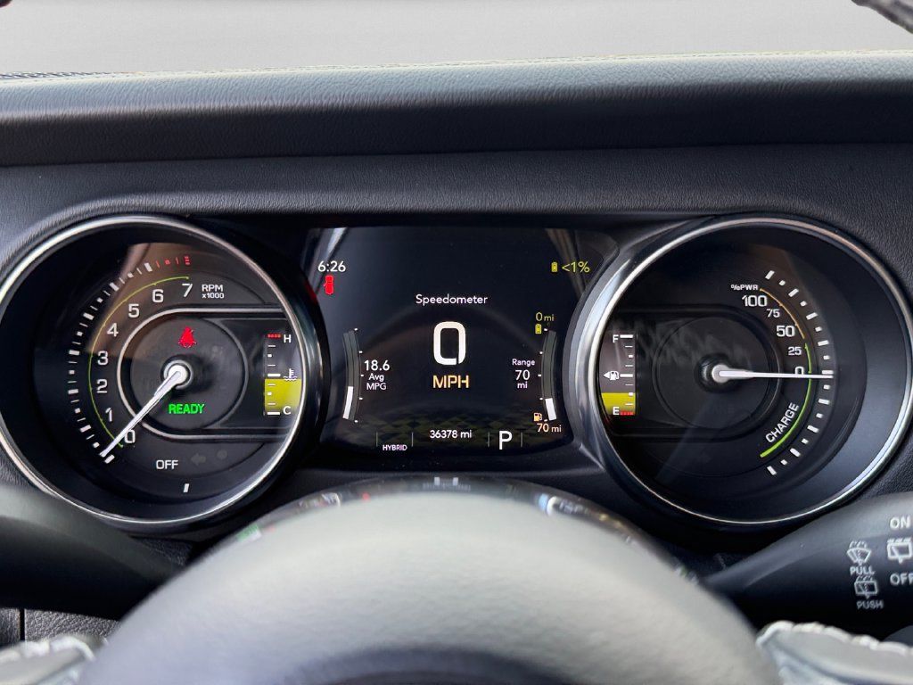 Used 2022 Jeep Wrangler Unlimited Sahara w/ Cold Weather Group AWD/4WD image 23