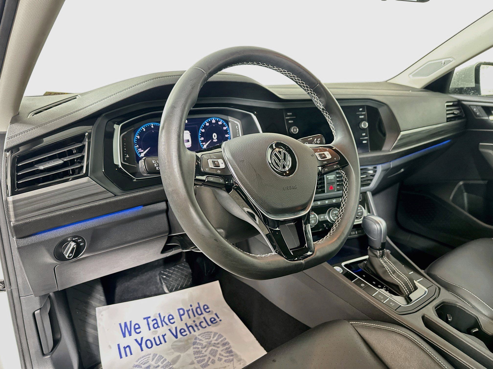 Used 2021 Volkswagen Jetta SEL FWD image 9