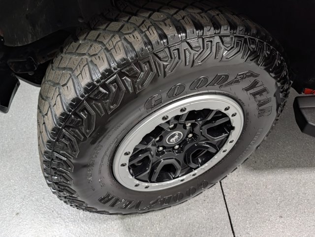 Used 2022 Ford Bronco Outer Banks w/ Sasquatch Package AWD/4WD image 9