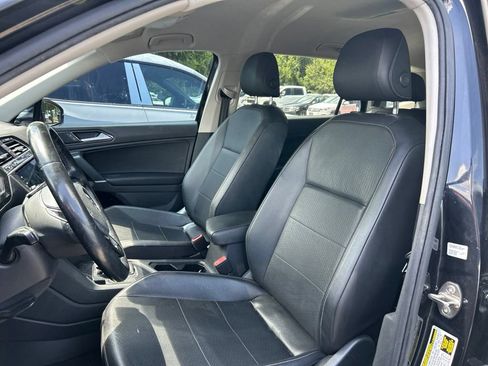 Used 2018 Volkswagen Tiguan SE FWD image 20