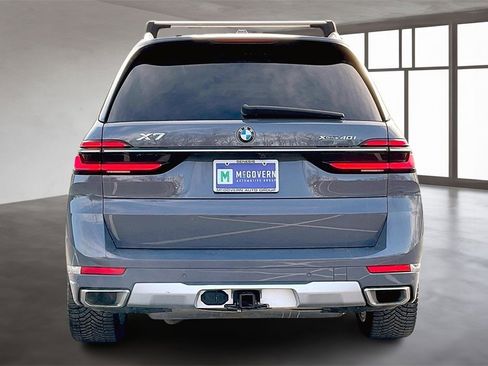 Used 2023 BMW X7 xDrive40i image 5
