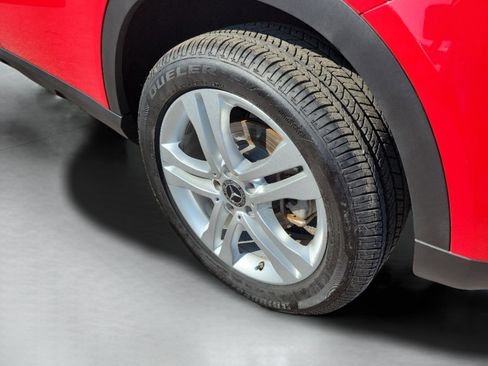 Used 2018 Mercedes-Benz GLA 250 image 33