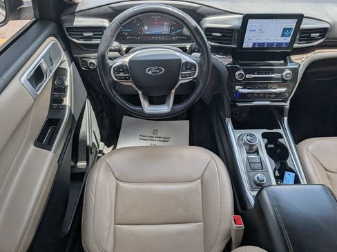 Used 2022 Ford Explorer Limited AWD/4WD image 27